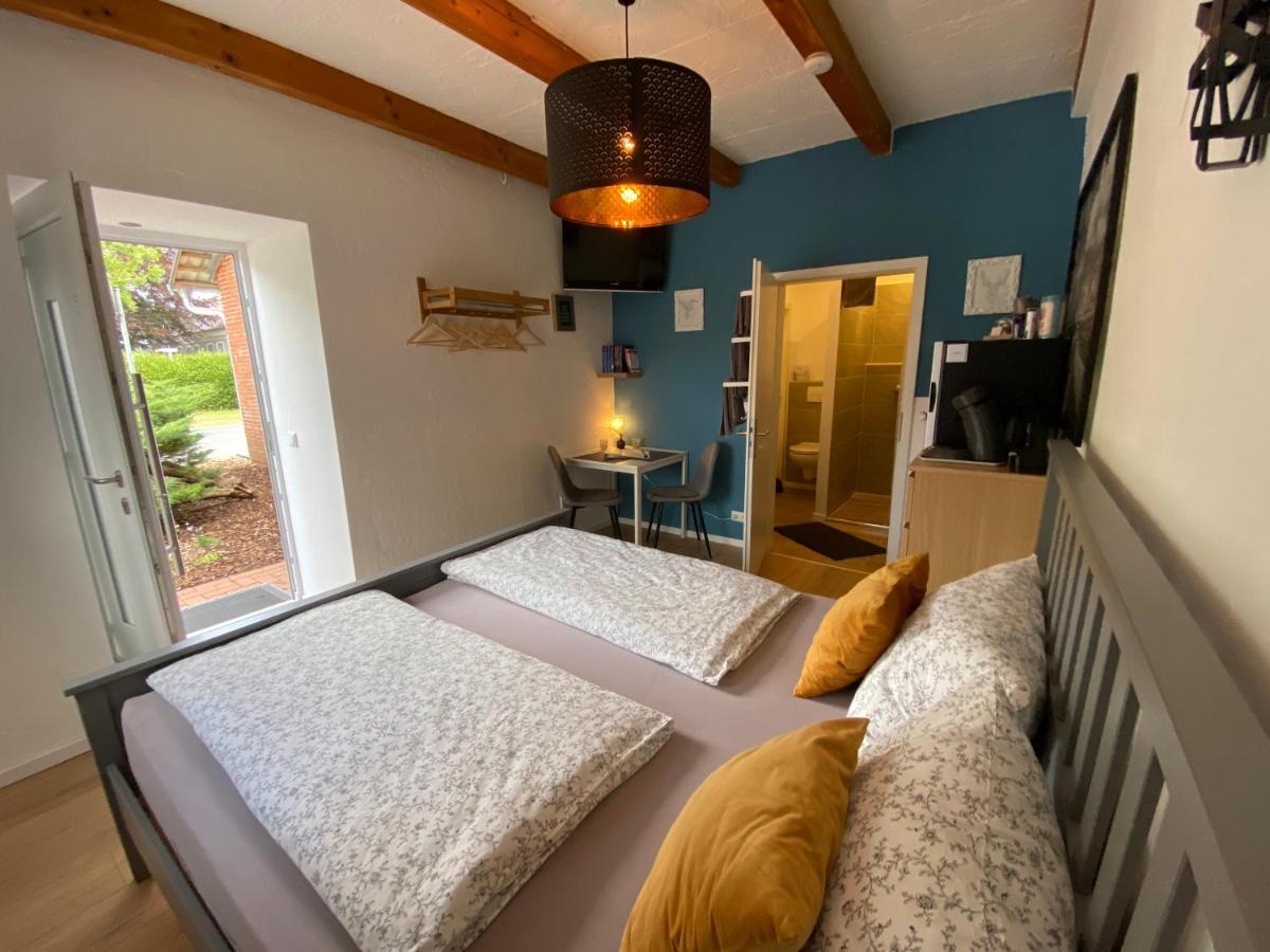 Kleines Doppelzimmer Mit Eigenem Bad Und Kuehlschrank, Frisch Saniert Friedrichskoog Exterior photo