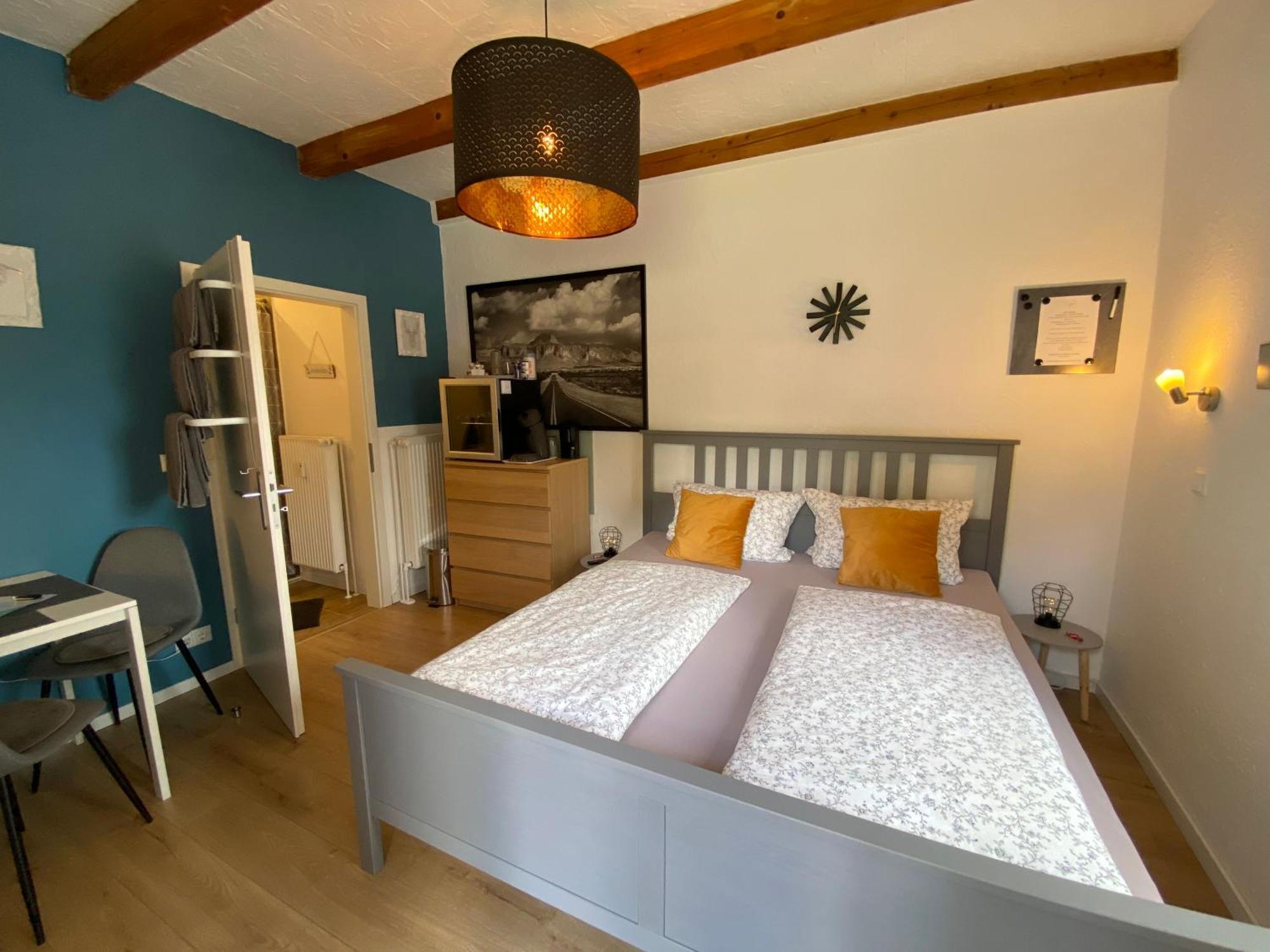 Kleines Doppelzimmer Mit Eigenem Bad Und Kuehlschrank, Frisch Saniert Friedrichskoog Exterior photo